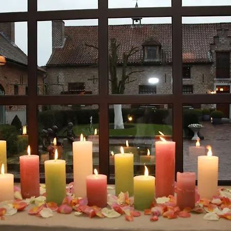 Hof Te Spieringen Couette-café 4*